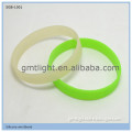 manufacture and design reflective slap bracelet silicone snap band